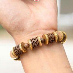 Vòng tay trầm hương