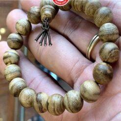 Vòng tay trầm hương